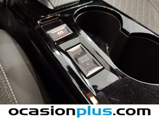 Peugeot 208 Allure Hybrid eDCS6 75 kW (100 CV)