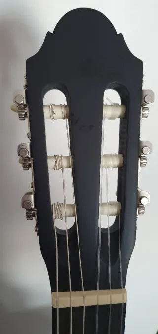 Guitarra Clásica Navarrez 4/4