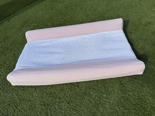 Cambiador bebé blanco, rosa y taupe