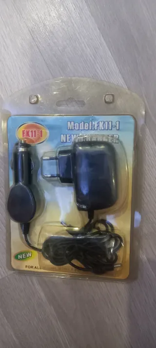 Cargador Móvil EK11-1 para coche y pared