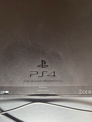 PlayStation 4 CUH-1004A Negra