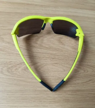 Gafas de sol deportivas infantiles + funda.