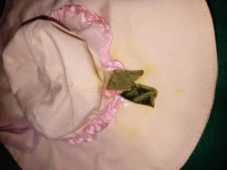 Vestido Nancy Antiguo Floral y pamela