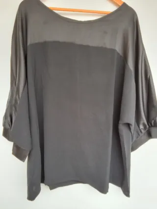 Blusa negra tala 5 xl