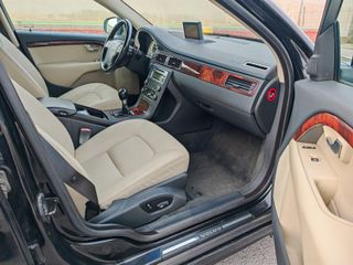 Volvo V70 2.0D Summum