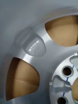 Llanta Nissan Navara