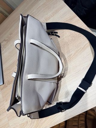 Bolso Parfois para portátiles y más.