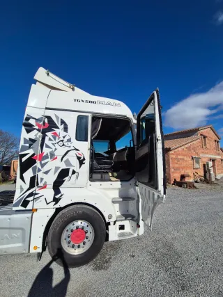 MAN TGX 500 Camión