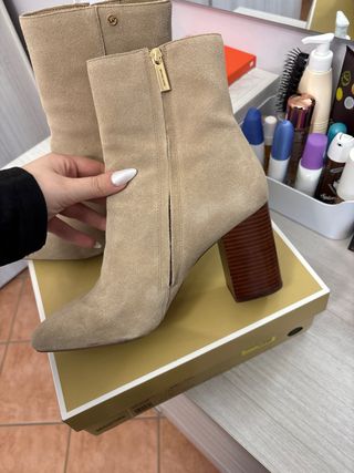 Stivaletti Michael Kors Beige/Marrone Tg 41