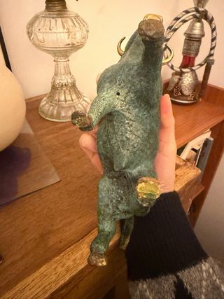 Toro de Bronce Macizo