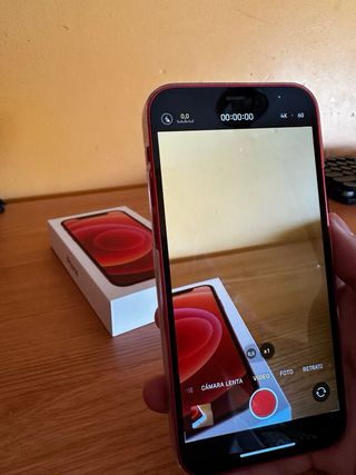 iPhone 12 Rojo