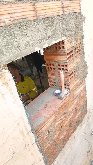 Se busca oficial de albañileria