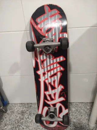 Monopatín Skate Hot Wheels