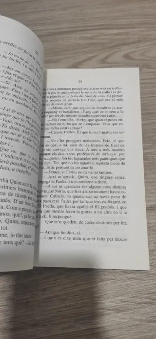 Libro Els ulls del llac català valencià 2003