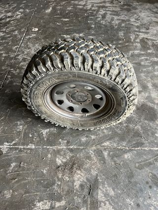 Rueda nissan patrol 16”