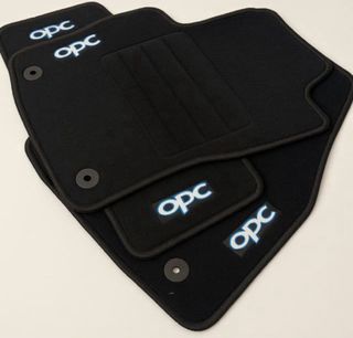 Alfombras Opel Astra H OPC a medida
