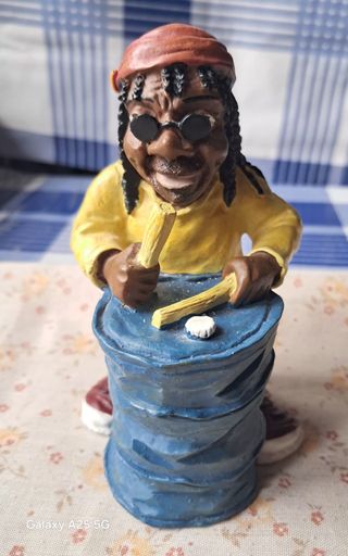 FIGURAS DE MUSICOS DE DECORACION