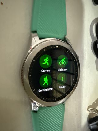 Reloj Samsung Gear S3 Classic + cargador original