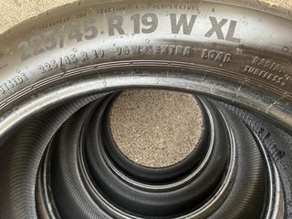 Neumáticos Continental 225/45/19 96W