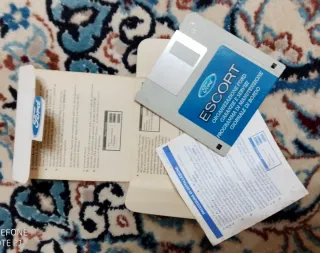 Set accessori Ford Escort anni '90