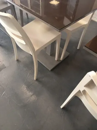 7 mesas de bar 70x70 con pie central