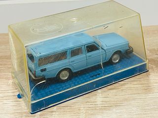 Coche miniatura antiguo Nacoral intercars volvo