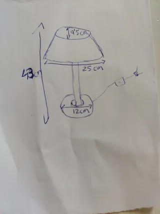 Lámpara de mesa blanca