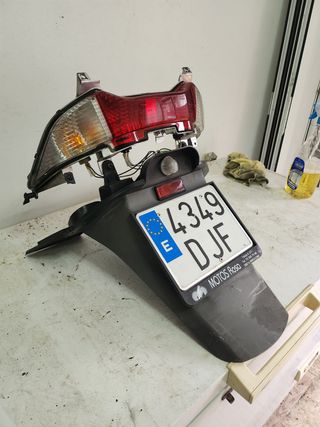 Piloto Trasero Suzuki Burgman 125 con Soporte