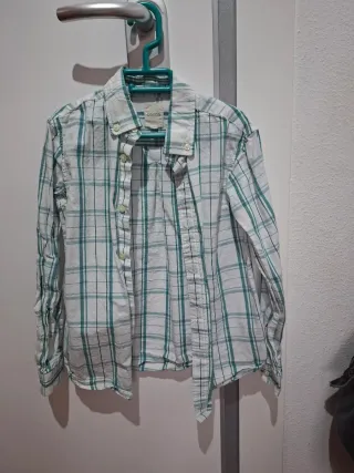 Camisa GOCCO cuadros verde 6 años ( da poca talla)