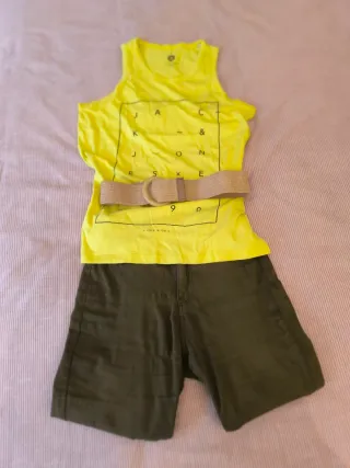 Conjunto Camiseta sin Mangas y Pantalón Corto