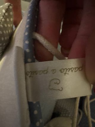 Móvil cuna musical con figuras y musica.