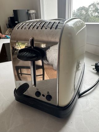 Tostadora Russell Hobbs Beige