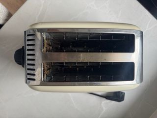 Tostadora Russell Hobbs Beige