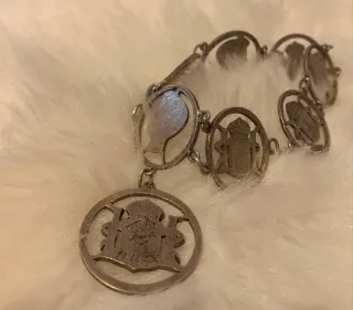 Pulsera monedas plata antigua