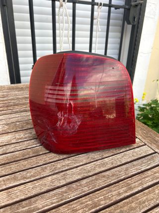 Faro trasero izquierdo Polo TDI 2001