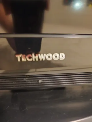 TV TECHWOOD 32 pulgadas