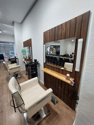 Ofresco compartir local serv. Estetico