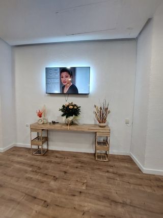 Ofresco compartir local serv. Estetico