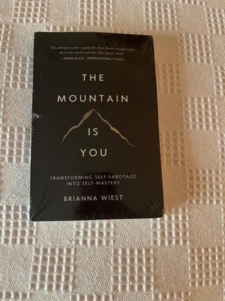 Libro The Mountain is you