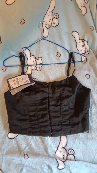 Top negro tipo corset