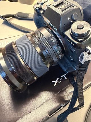 Fujiflim xt1 con grip y optica 10-24