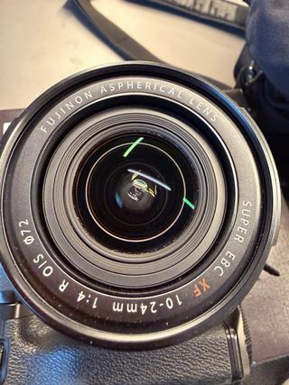 Fujiflim xt1 con grip y optica 10-24