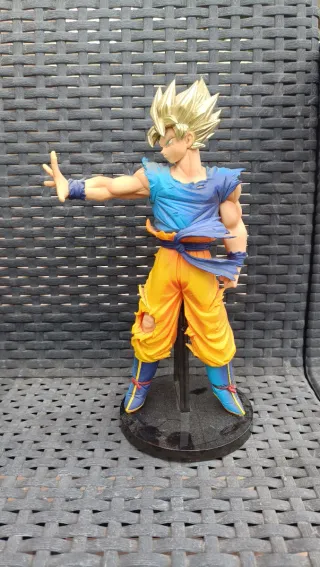 Figura Goku Super Saiyan