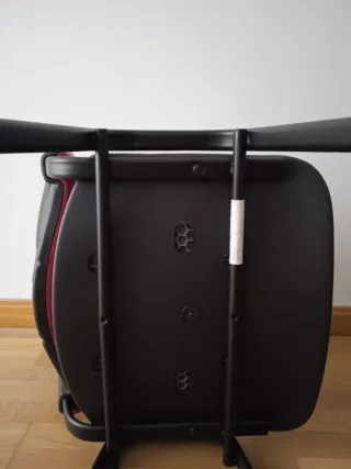 2 Sillas de oficina o escritorio