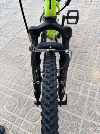 Bicicleta infantil Rockrider verde ST 500