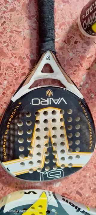 Pala de pádel VarLion Tour 2 Avant y Vario.