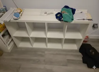 Estantería Kallax con patas IKEA