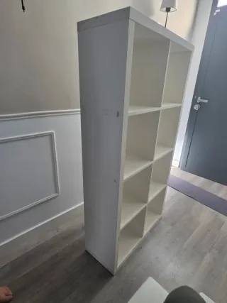 Estantería Kallax con patas IKEA