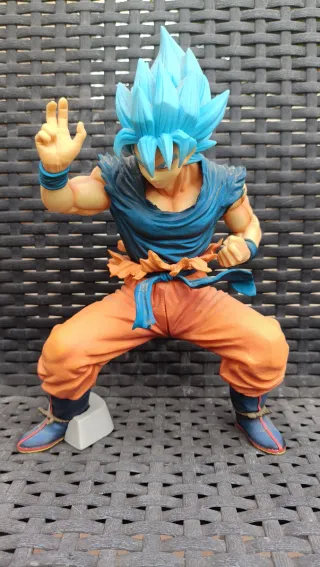 Figura Goku Super Saiyan Azul