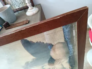 Marco grande de madera con lámina de ángeles